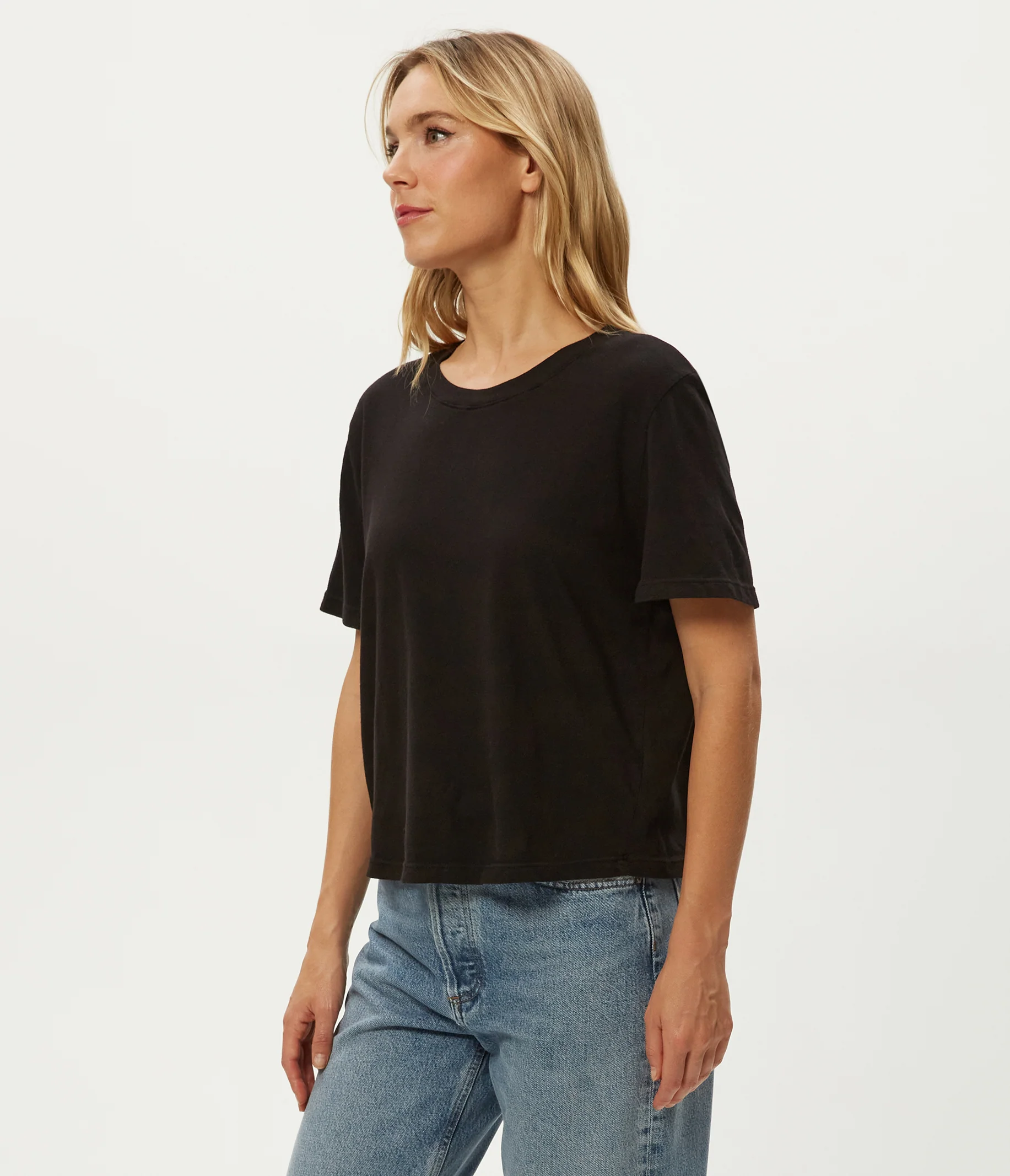 Blake Cropped Tee - Image 27