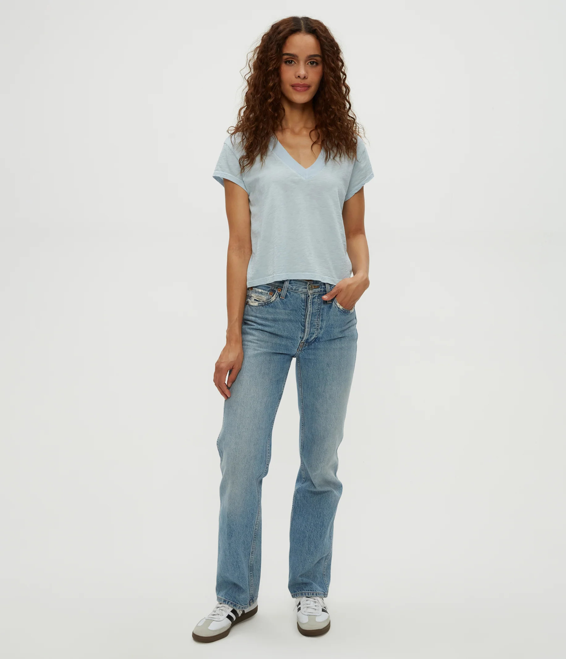 Harlan Cropped V-Neck Tee - Image 41