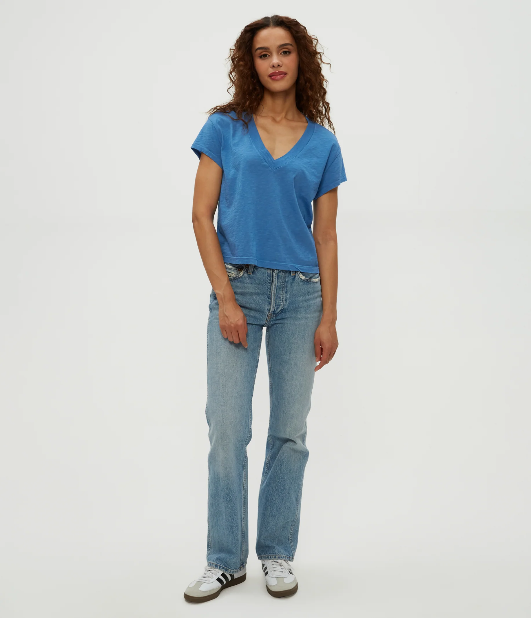 Harlan Cropped V-Neck Tee - Image 45