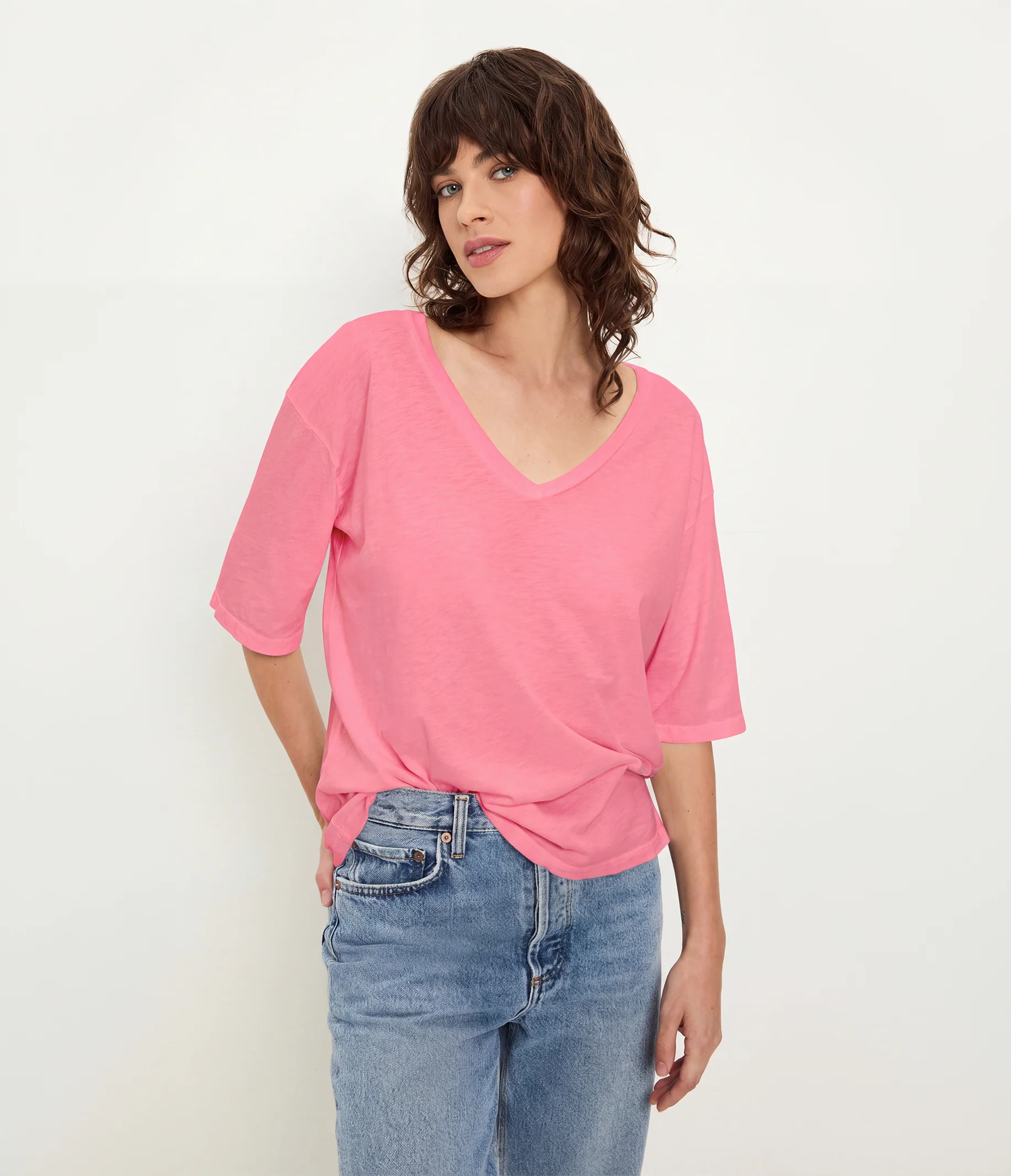Liam V-Neck Tee - Image 31